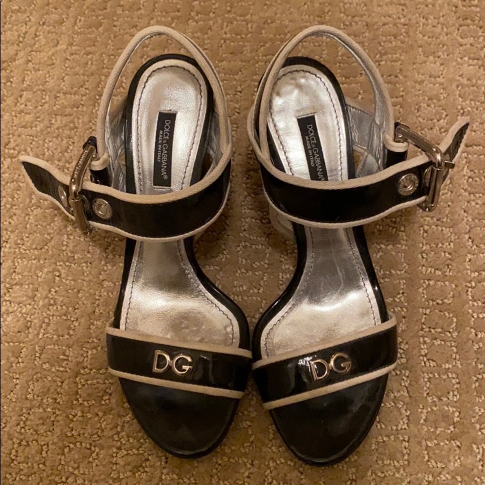 Dolce & Gabbana black leather heels